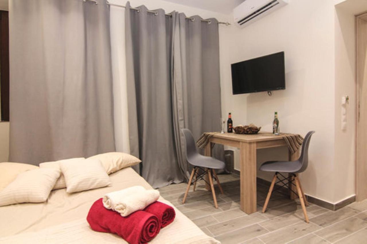 Contemporary Studios Old Port By Corfuescapes Corfu  Exterior photo